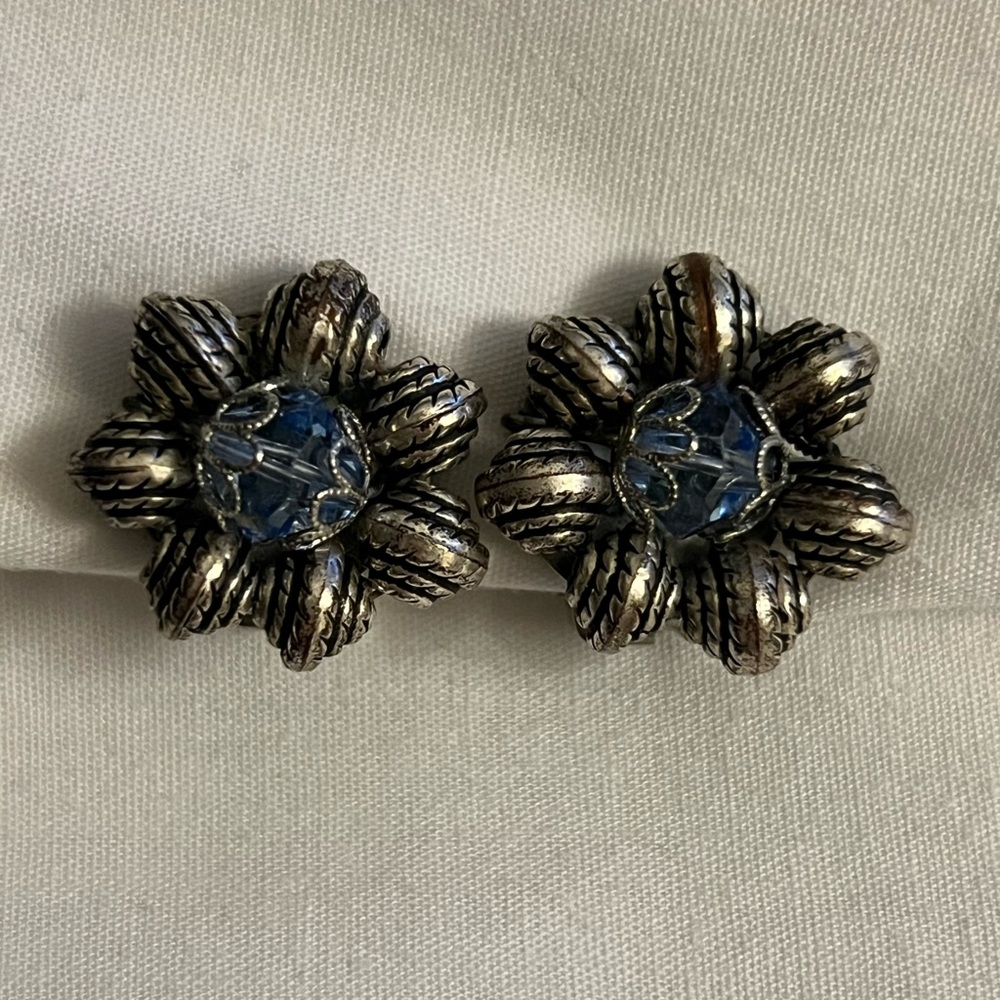 Vintage Clip On Earrings
